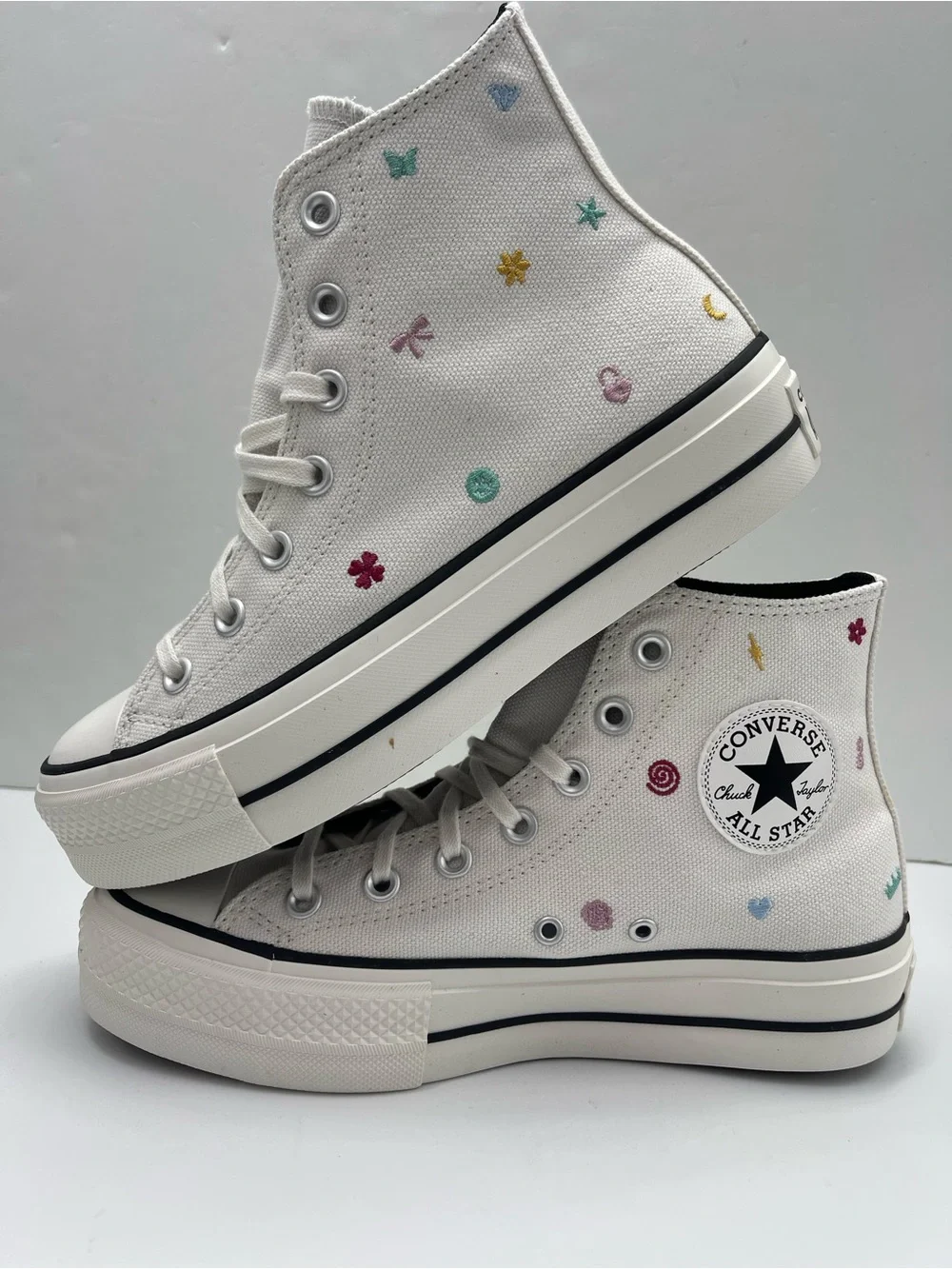 Converse CTAS LIFT HI VINTAGE WHITE/VINTAGE WHITE Platform High Top Embroidery
